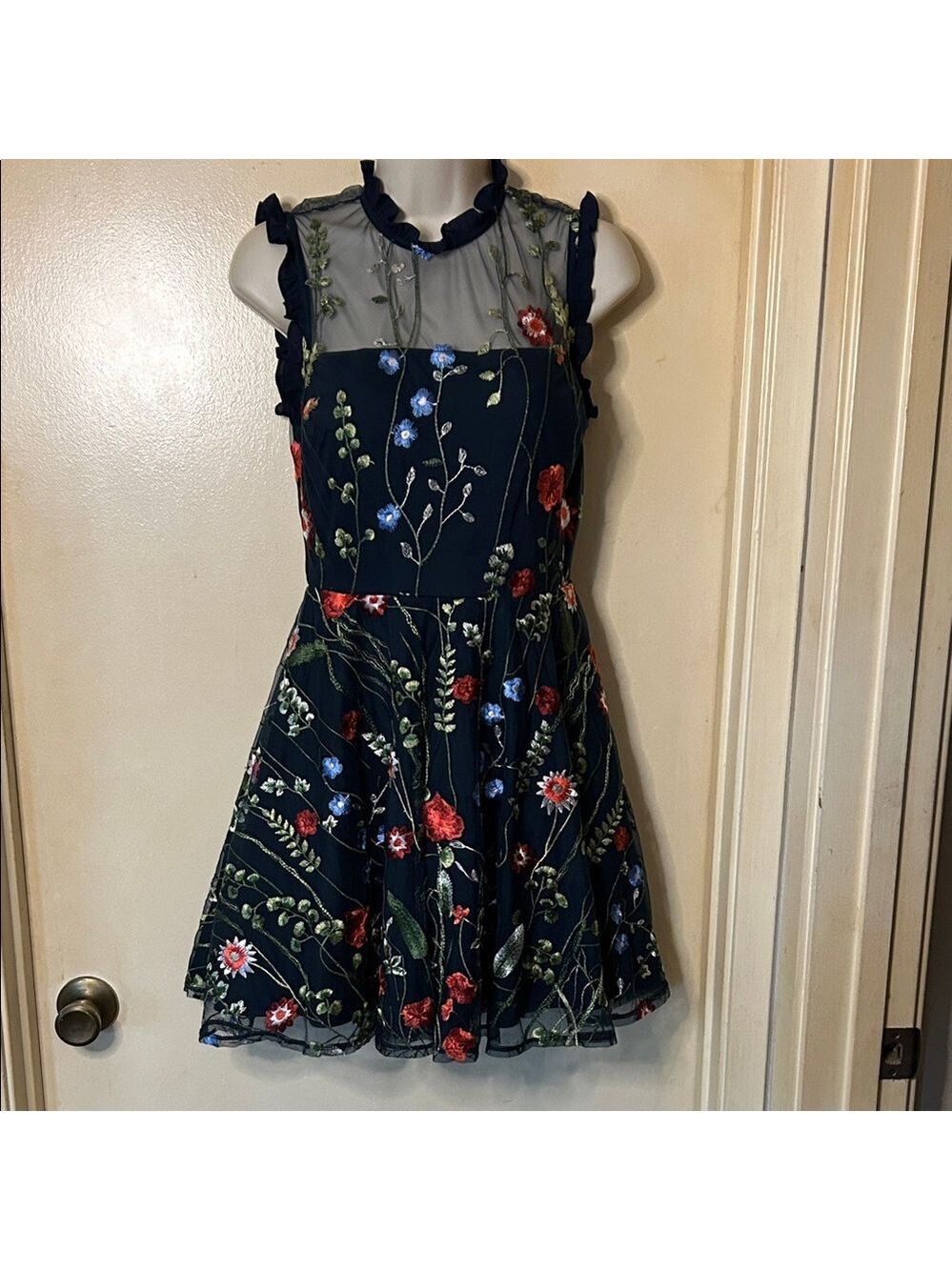City Studio Navy Floral Embroidered Mini Dress size 3 junior